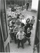 Enfants d'émigrants au moshav d'Avivim