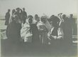 Groupe de militaires et de berbères