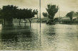 Sous les eaux