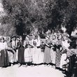Groupe de femmes de Telouet dansant l'ahwach