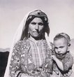 Femme juive d'Ifrane et son enfant