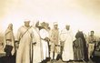 Officier français et notables marocains