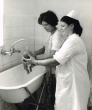 Cours pour jeune mère au centre médical Shiraz