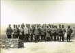 Les officiers de la garnison, commandant d'armes Pezou, conseiller à la cour d'appel de Paris