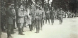 Le Roi décore un officier russe