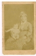 Mme Laredo et son bébé Samuel