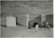 Porte, enceinte et marabout de Marrakech