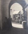 Marchand dans un souk de Casablanca