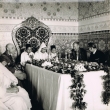Le Roi Mohammed V recevant avec les deux princes des militaires français au Palais Royal le 18 novembre 1942