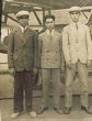 Armand Dahan avec ses amis