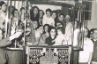 Dany Dahan avec Karen et les Abitbol à la synagogue